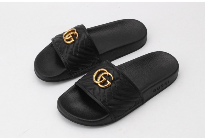 Gucc* Sandal17