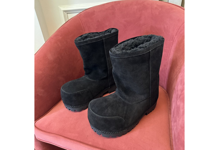 BALENCIAGA BOOT -07