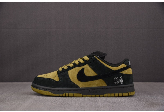 NK SB Dunk Low Supreme 94 Camper Green-HQ8487-300