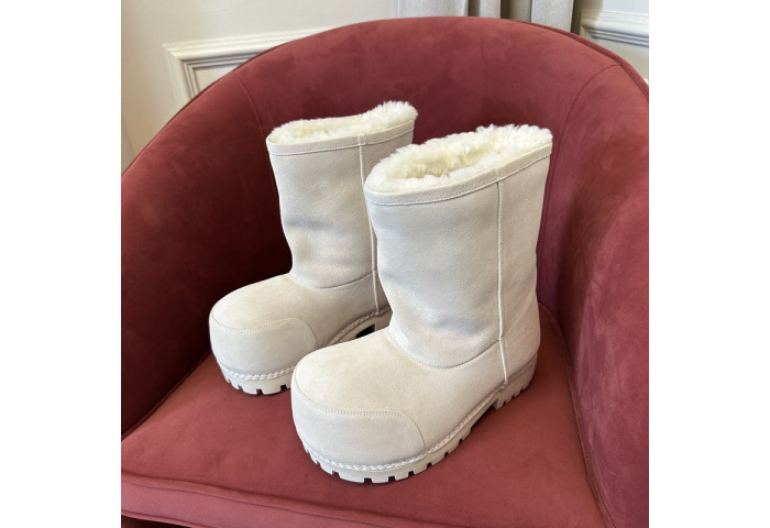BALENCIAGA BOOT -08
