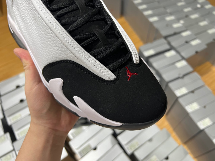 Jordan 14 Retro Black Toe (2024)-487471-160