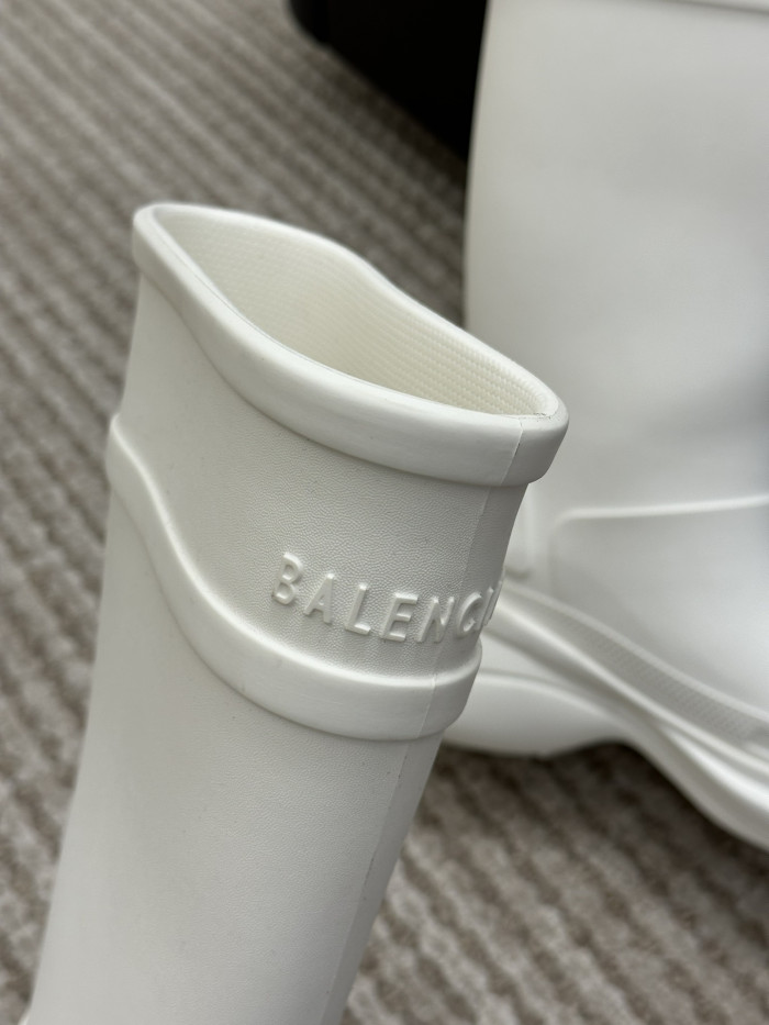 Ba*len*cia*ga boot -04
