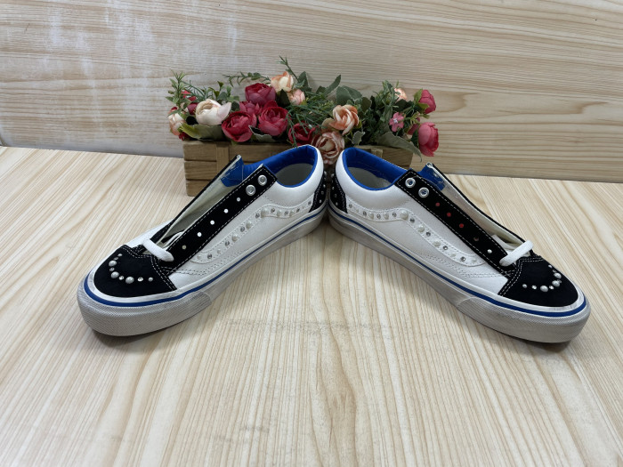 VANS-07