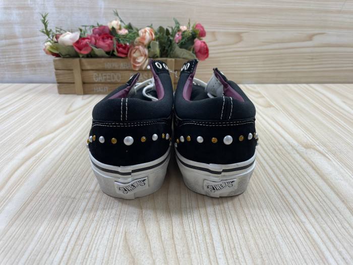 VANS-06