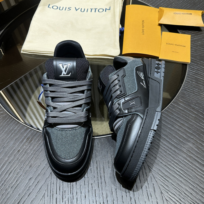 LV snekaers 258