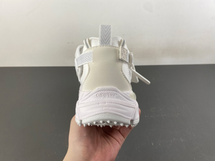 OFF-WHITE -111