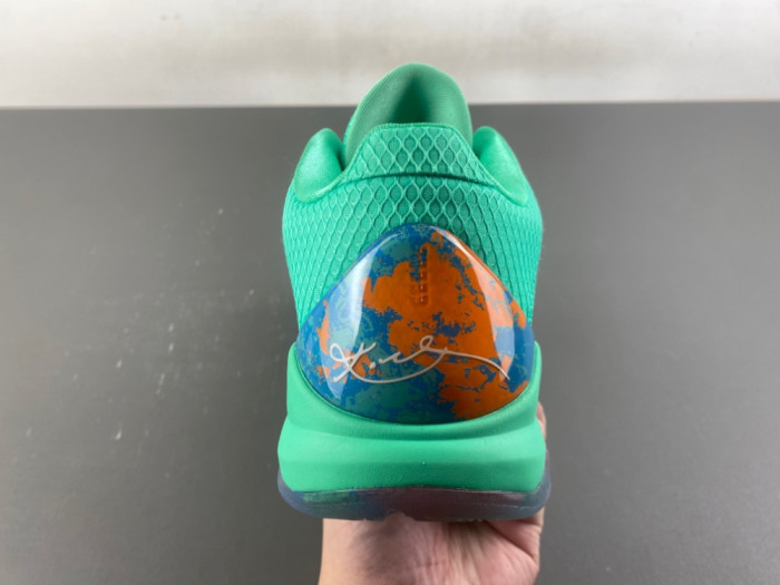 Jalen Brunson x Nike Zoom Kobe 5 Protro-Ix1200-300