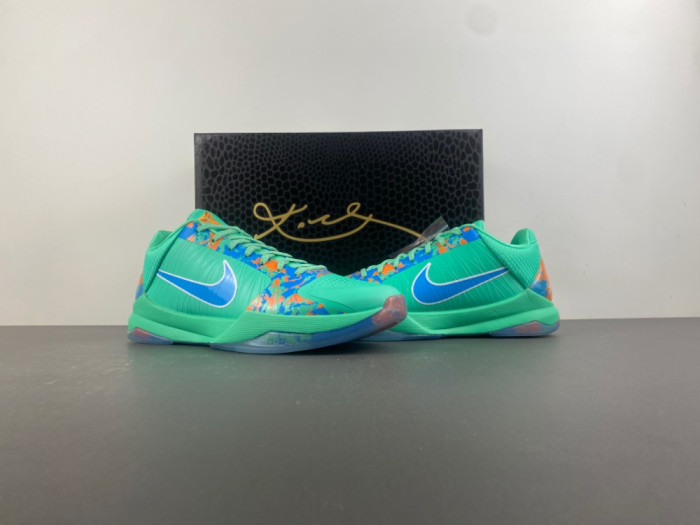 Jalen Brunson x Nike Zoom Kobe 5 Protro-Ix1200-300