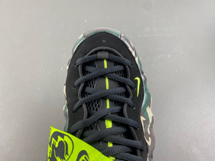 Nike Air Foamposite Pro Green Camo -IM5204-001