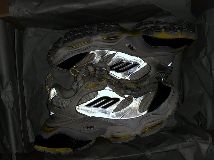 BALENCIAGA 22