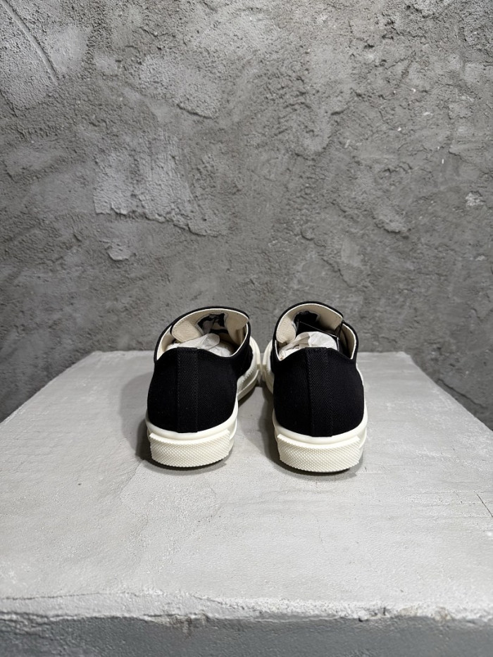 Rick Owen R0000122