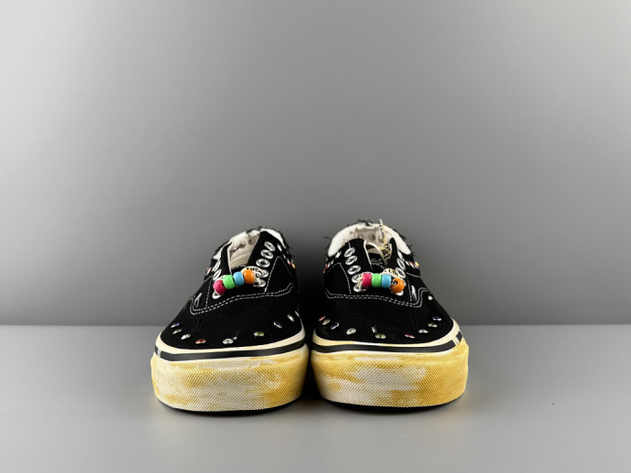 VANS-09