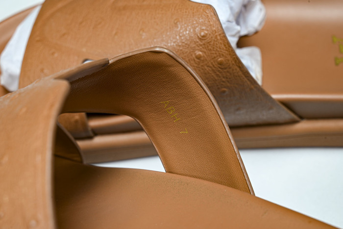 L&V sandal 93
