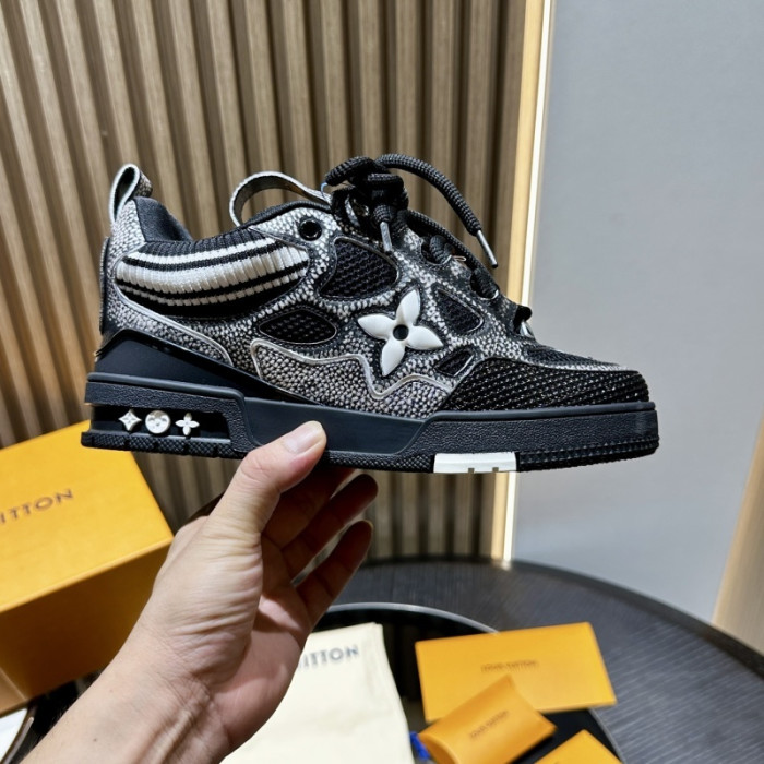 LV snekaers 232