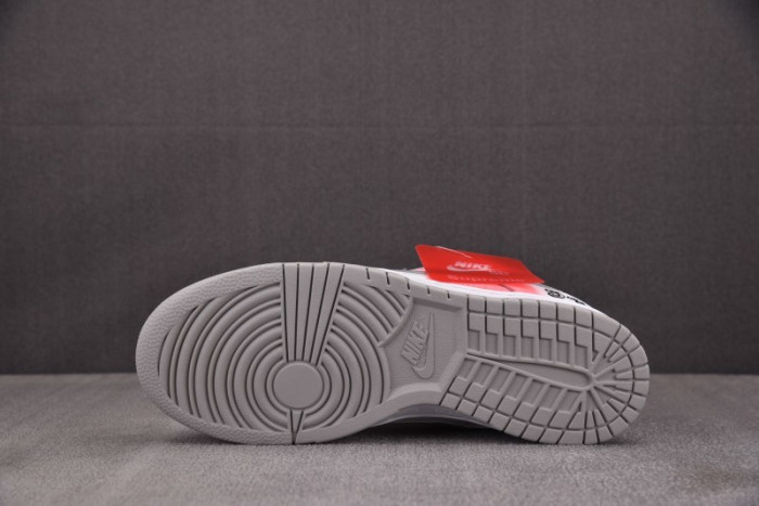 NK SB Dunk Low Supreme 94 White Metallic Silver- HQ8487-100
