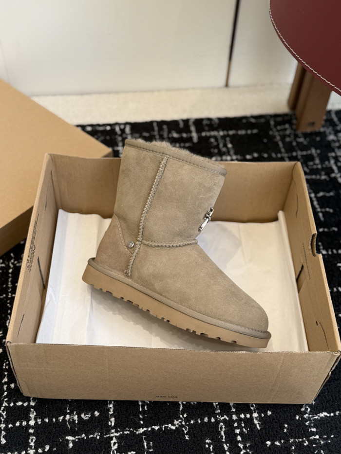 UGG-16