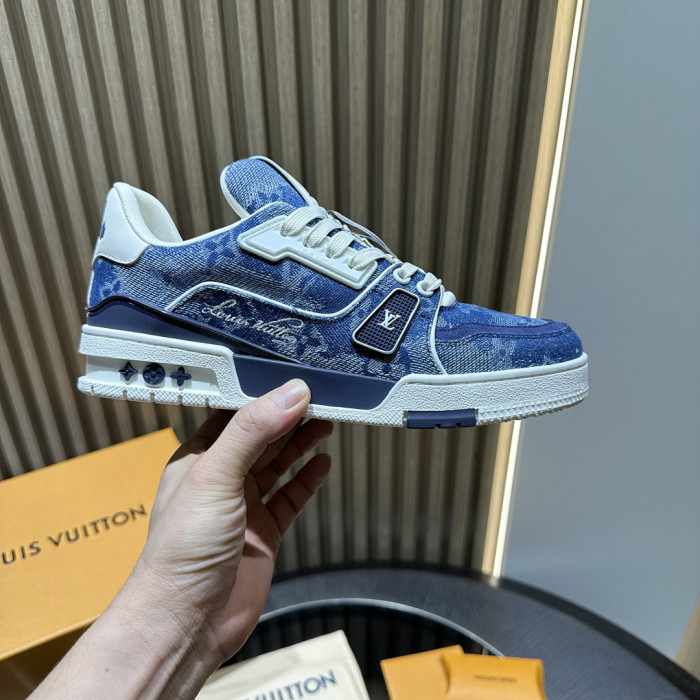 LV snekaers 259