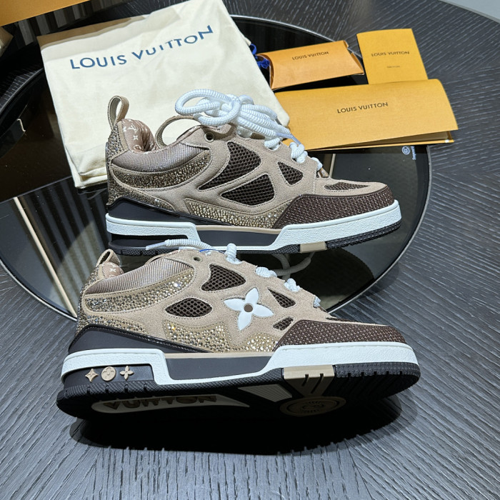 LV snekaers 253