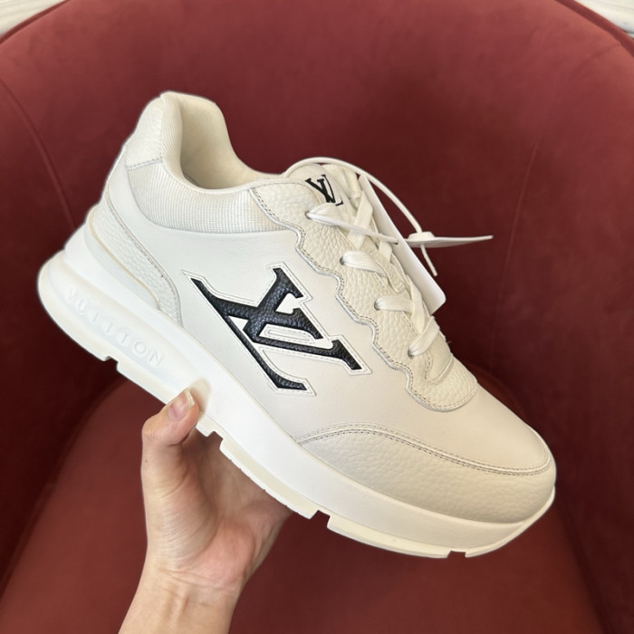 LV snekaers 140