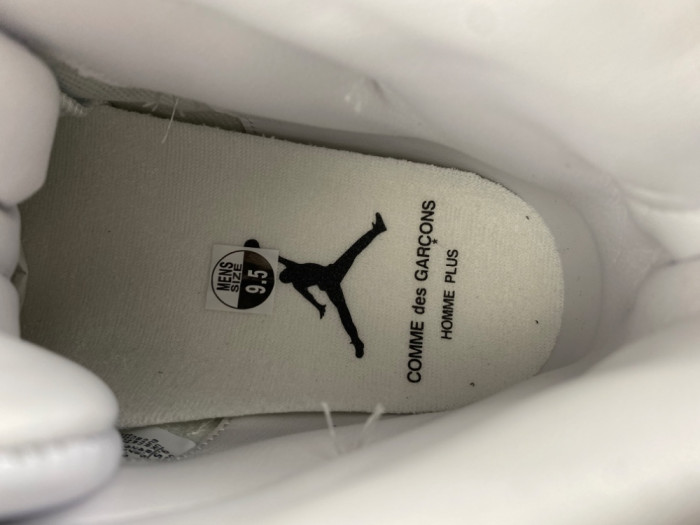 COMME des GARÇONS x Air Jordan 11 Pack Expected Fall-IV7639-100