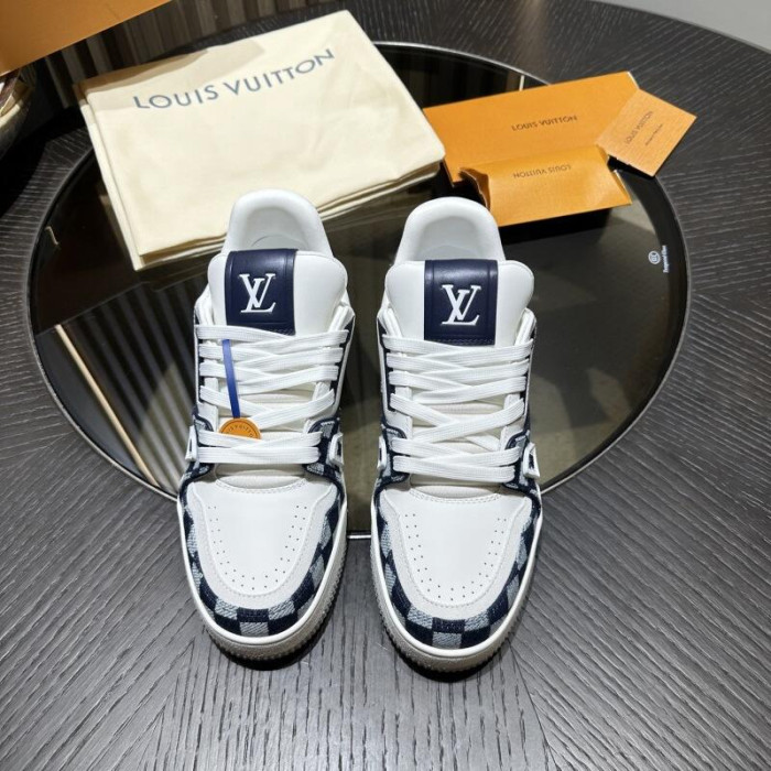LV snekaers 213