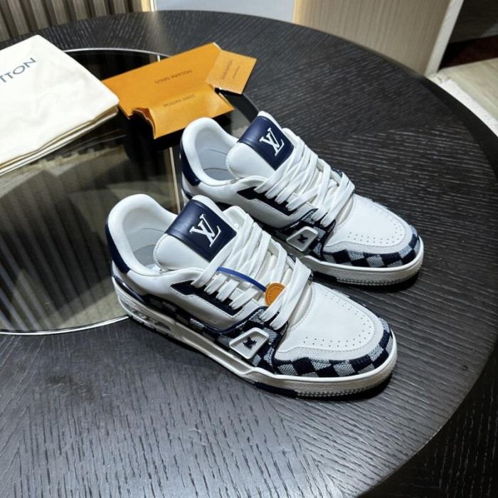 LV snekaers 213