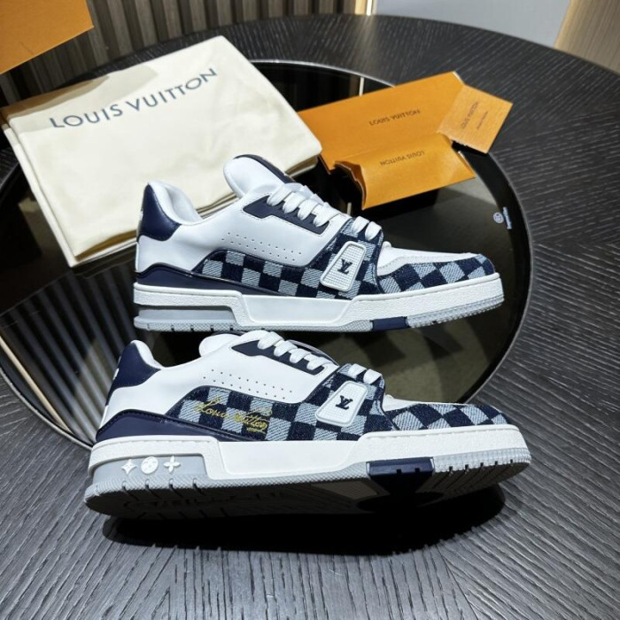 LV snekaers 213
