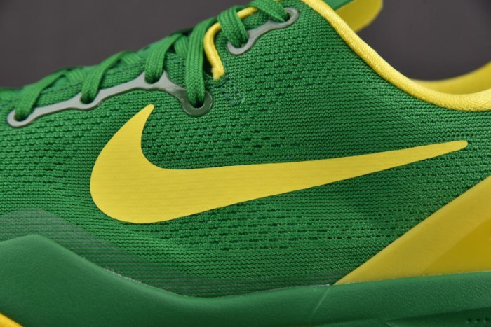 NK Kobe 8 OREGON DUCKS PE PACK-OWID2208