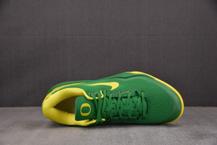 NK Kobe 8 OREGON DUCKS PE PACK-OWID2208