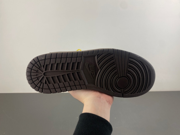 Travis Scott x Air Jordan 1 Low -CQ4277-001