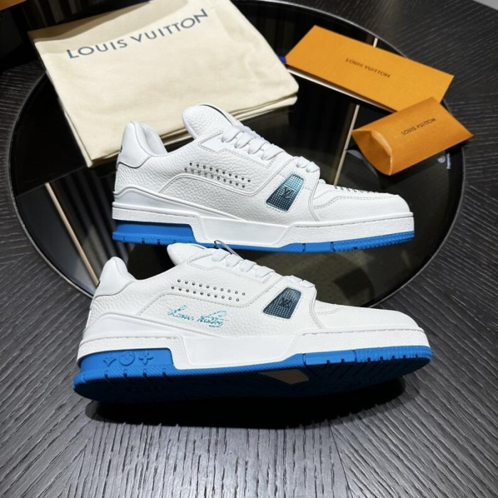 LV snekaers 222
