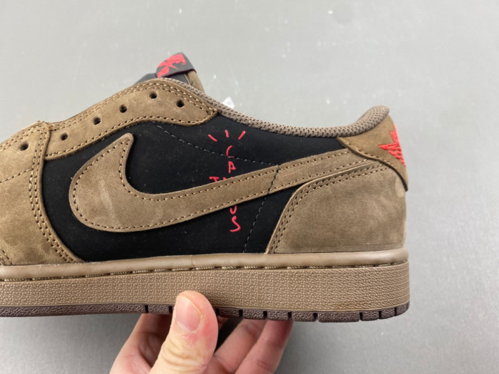 Travis Scott x Air Jordan 1 Low -CQ4277-001