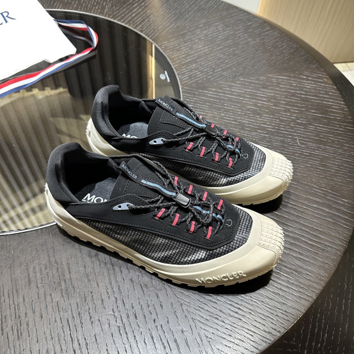 MONCLER SNEAKER 18