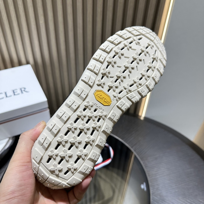 MONCLER SNEAKER 18