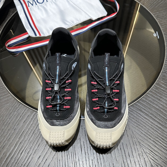 MONCLER SNEAKER 18