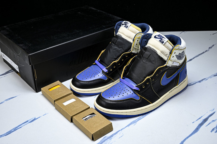 Fragment x Union x Air Jordan 1 Retro- IO7847-001
