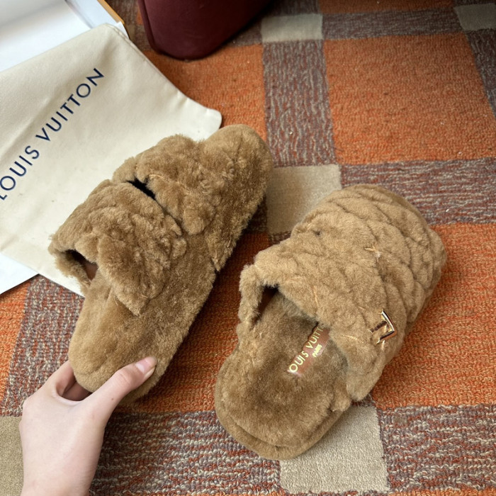L&V sandal 47