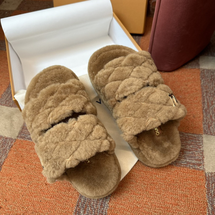L&V sandal 47