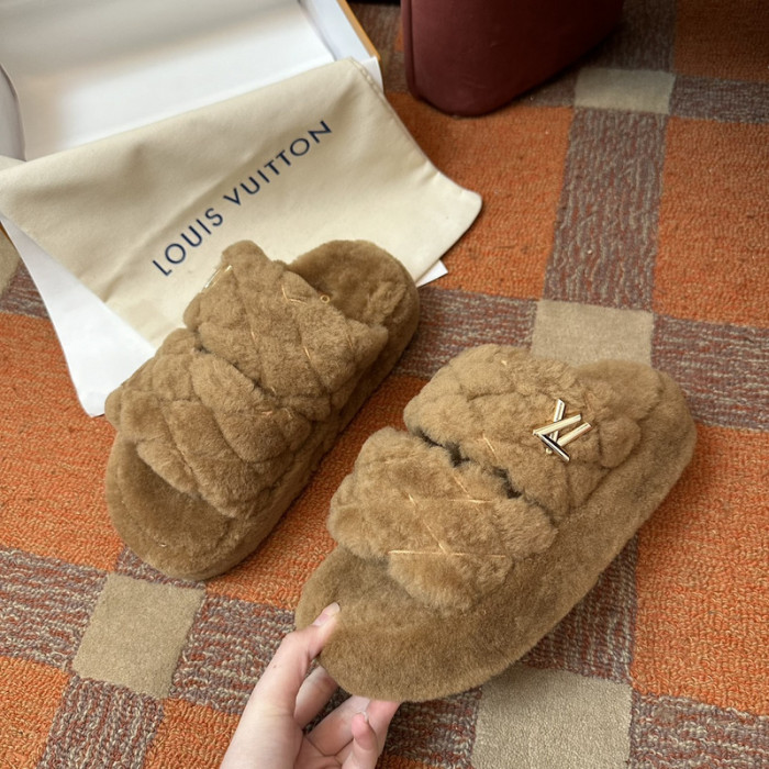 L&V sandal 47