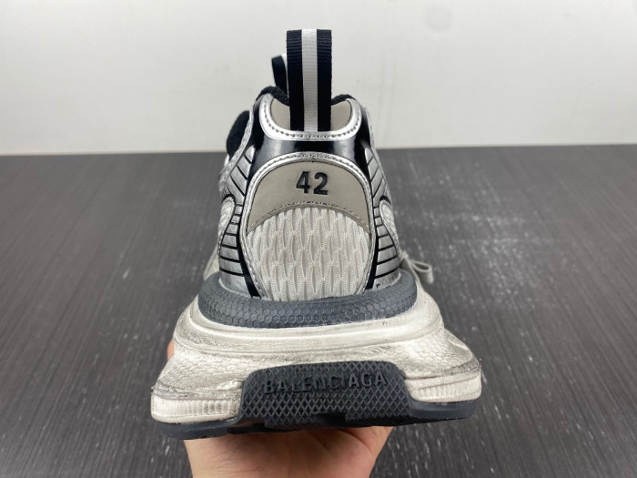IAGA -PHANTOM SNEAKER-24