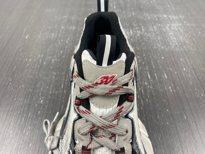 IAGA -PHANTOM SNEAKER-24