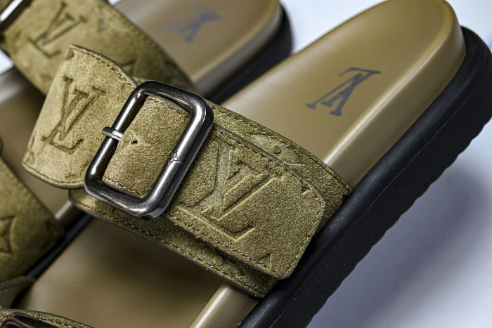 L&V sandal 99
