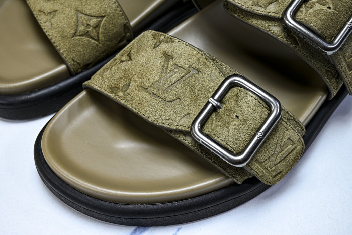 L&V sandal 99
