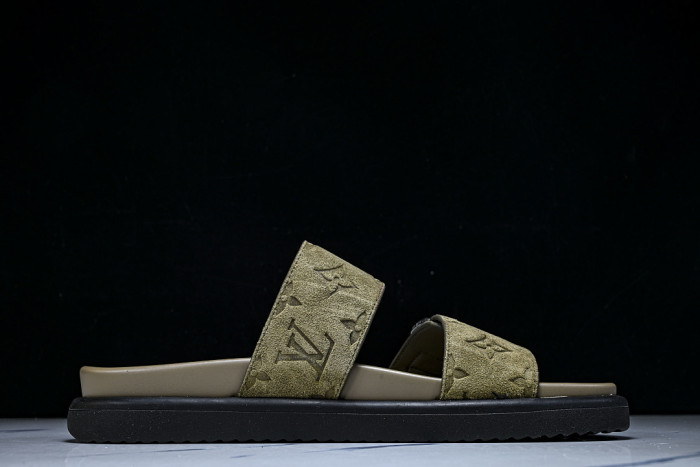 L&V sandal 99