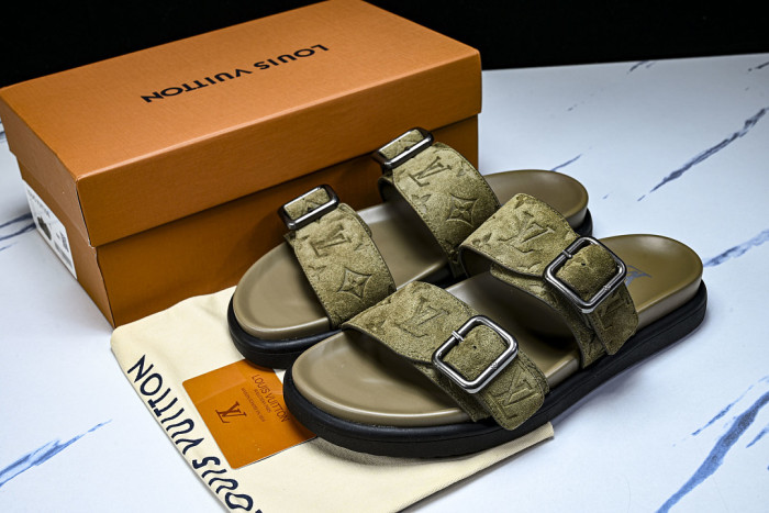 L&V sandal 99