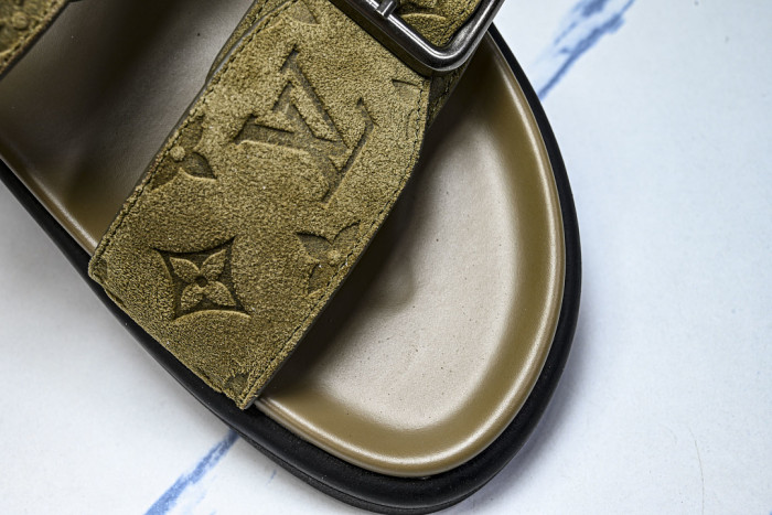 L&V sandal 99