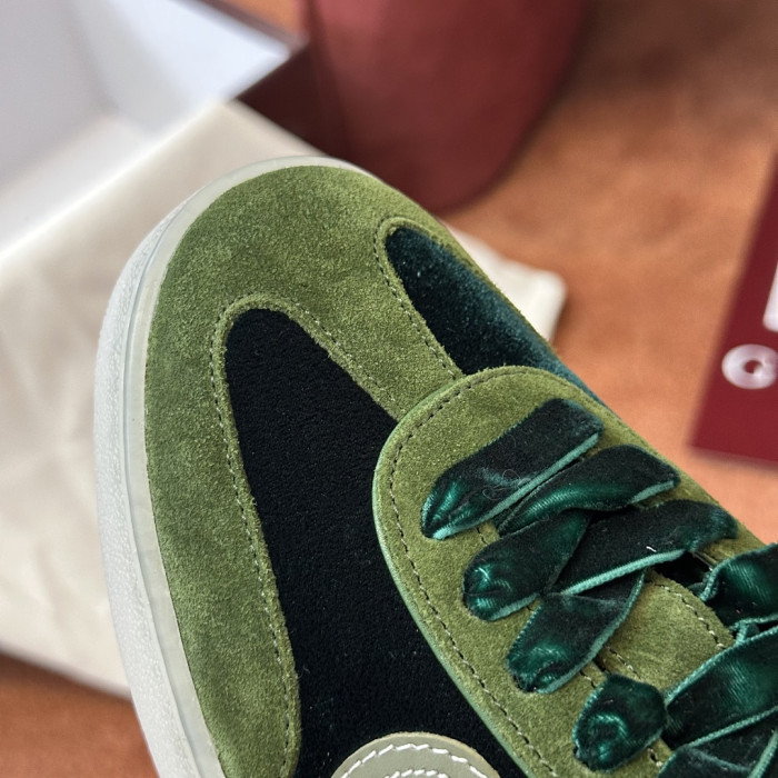 Gvc*1 SNEAKER 130