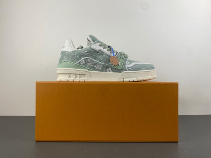 LV snekaers 310