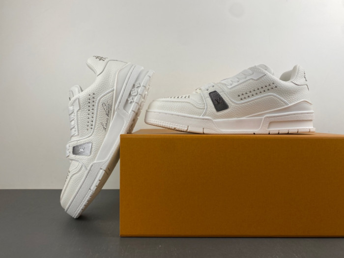 LV snekaers 283