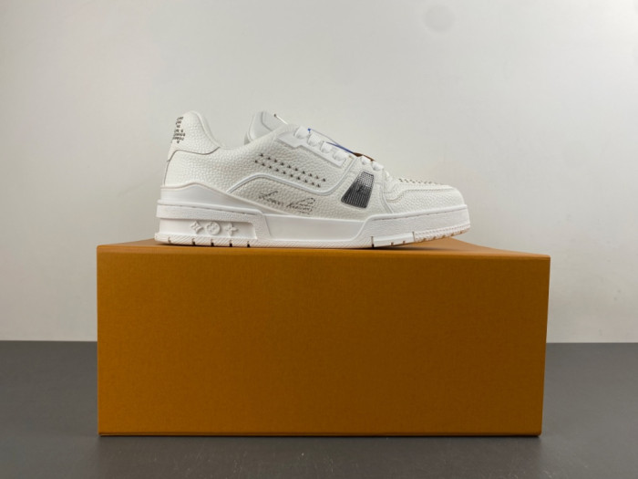 LV snekaers 283